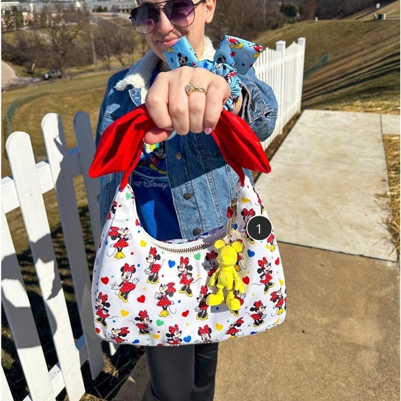 NWT Collector’s Mickey Mouse bag charm by BaubleBar in sweet yellow - Picture 5 of 16